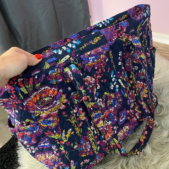 BNWT Vera Bradley Get Going Tote - Picture 2 of 11